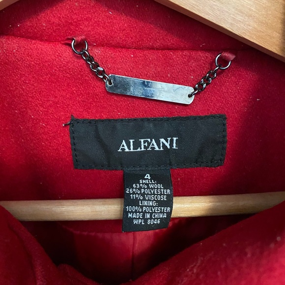 Red Peacoat in Small - Picture 5 of 12